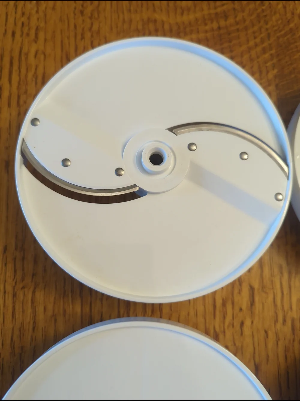 5 Oster Regency Kitchen Center Food Processor Slicing Shredding, Slinger Discs